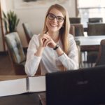 Kto i jak może rozliczyć zakupiony sprzęt na czas pracy zdalnej – rozliczanie firmy i pracownika